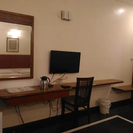Woody'S Hotel